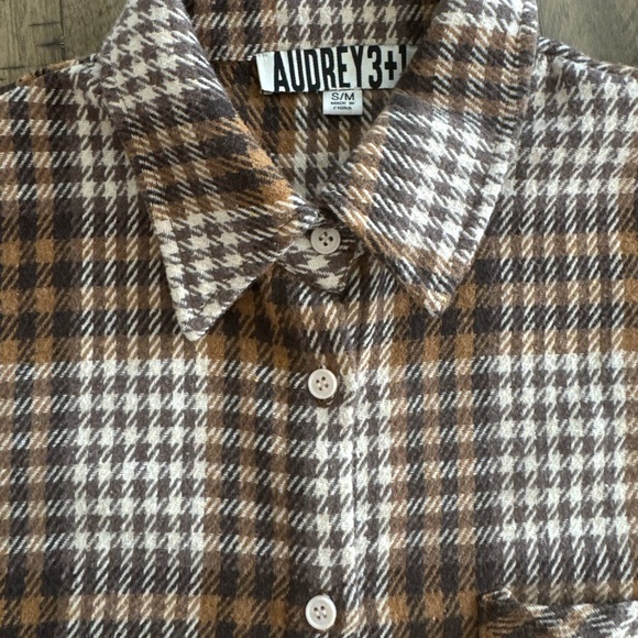 Audrey 3+1 Brown and White Casual Button Down Shirt - Picture 4 of 8